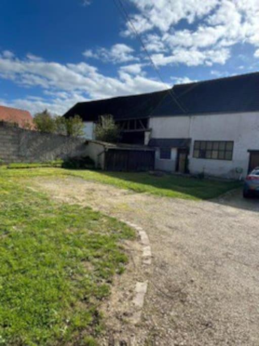 Petite Maison Cosy En Campagne Neuilly  Экстерьер фото