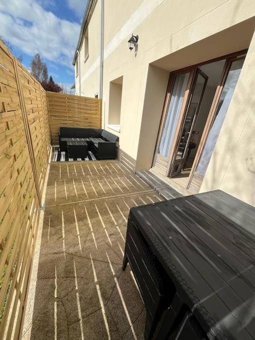 Petite Maison Cosy En Campagne Neuilly  Экстерьер фото